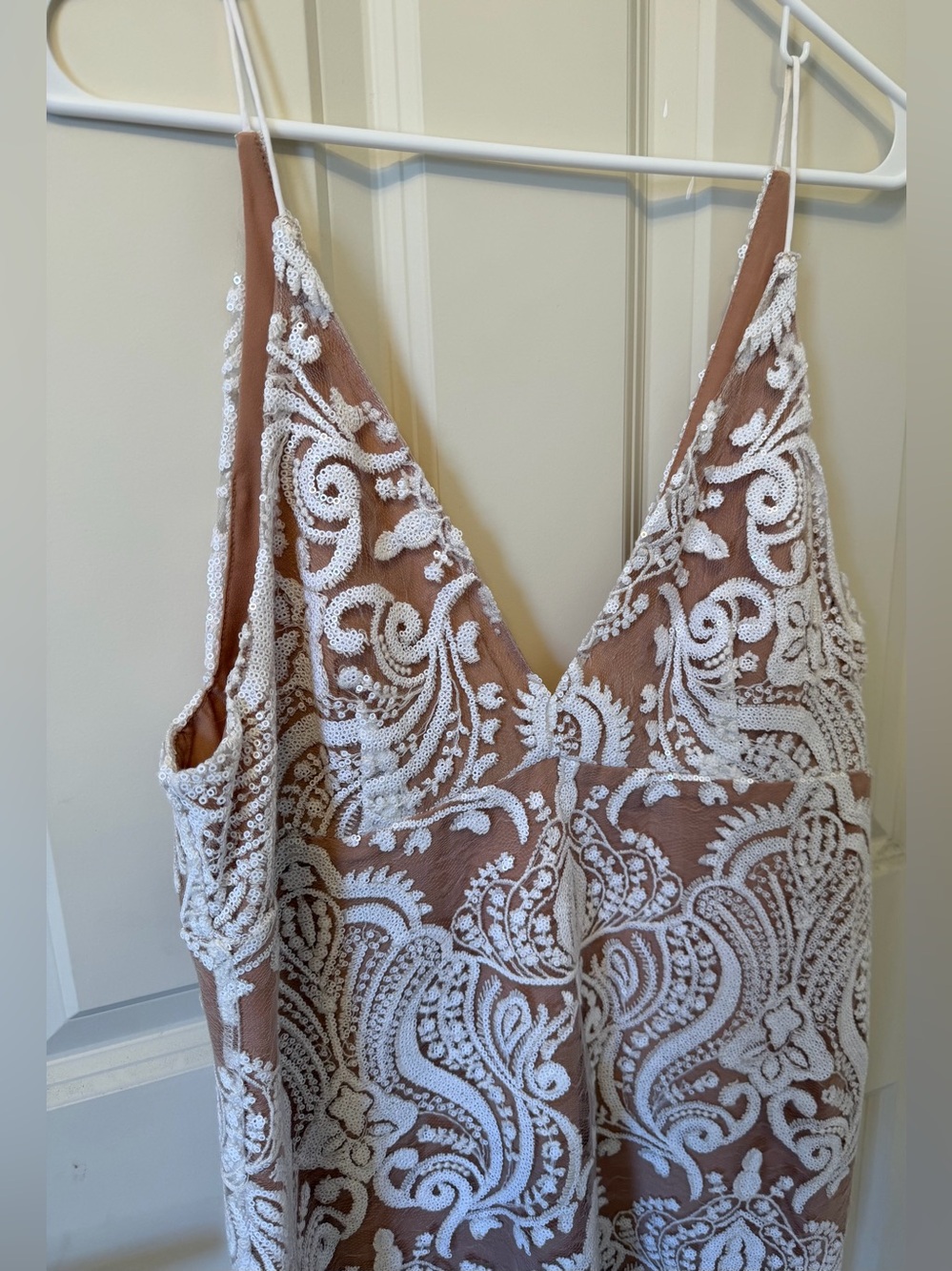 FREE PEOPLE NIGHT SHIMMERS MINI DRESS in SEQUIN LACE NUDE, SIZE 10 - Picture 4 of 13